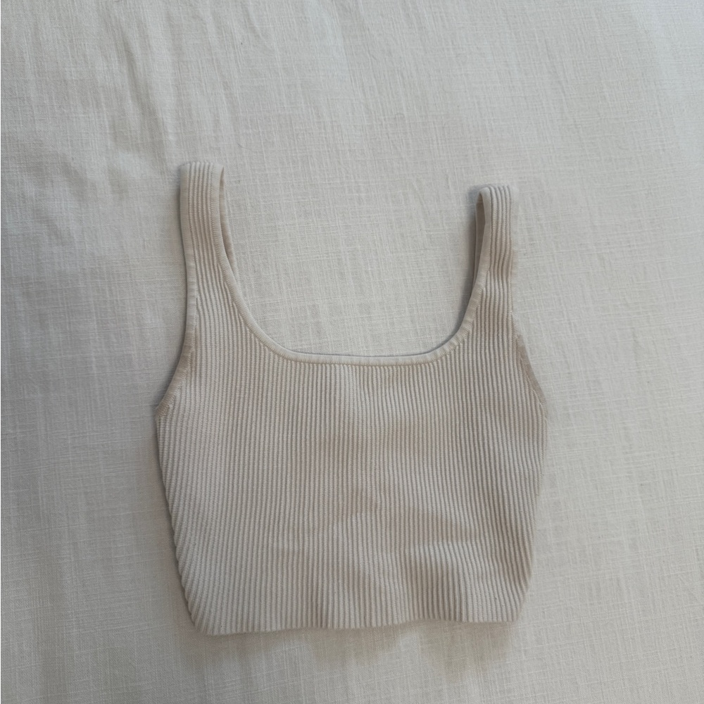 Aritzia white tank